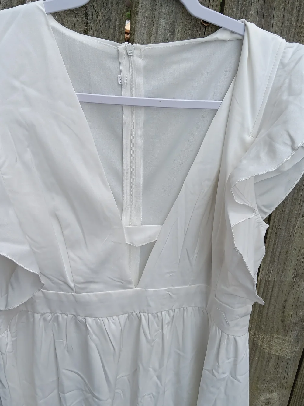 White Maxi Ðress 🎂 V-Neck Ruffle Sleeve LX - Picture 3 of 9